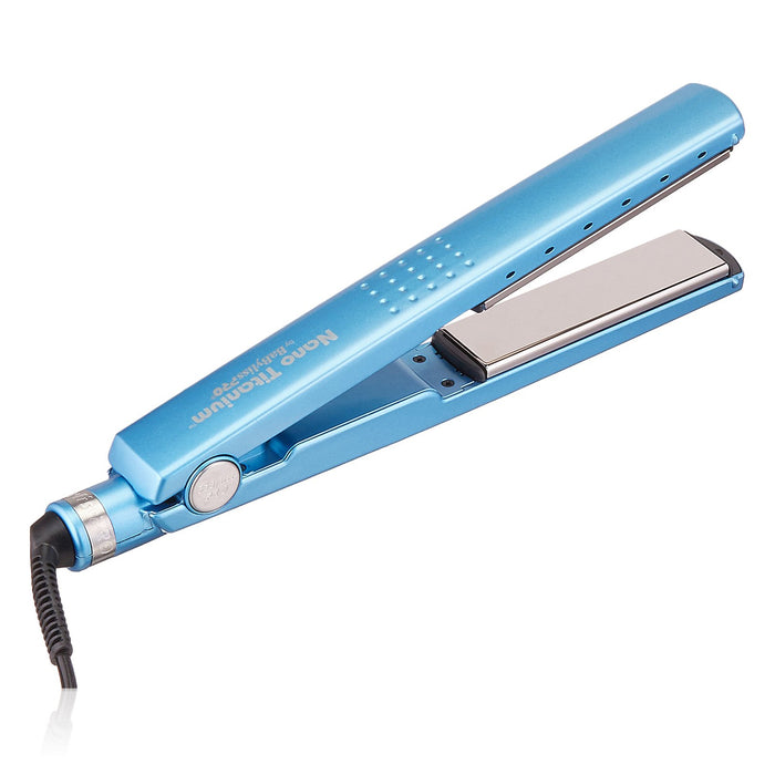 BaBylissPRO Nano Titanium Ionic Straightening Iron
